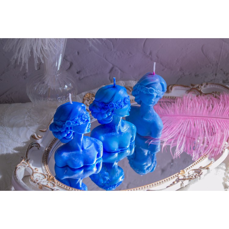 Girl bust soy wax candle with aromatic oils