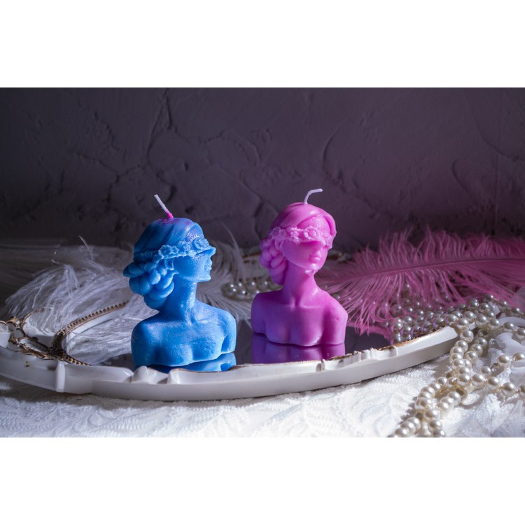 Girl bust soy wax candle with aromatic oils