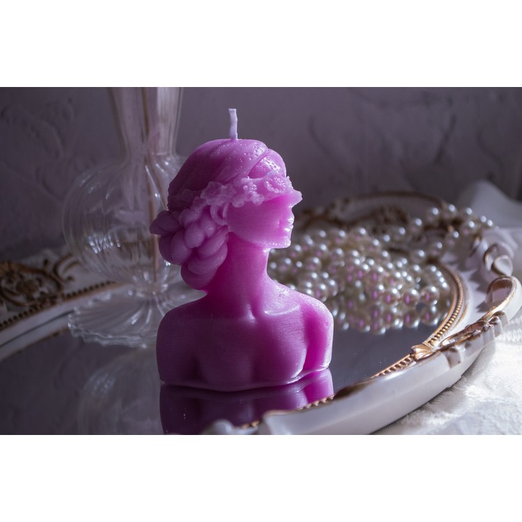 Girl bust soy wax candle with aromatic oils