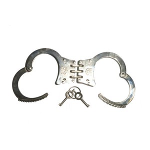 אזיקי ידיים משטרתיים אזיקים צמודים ממתכת Hinged Cuffs