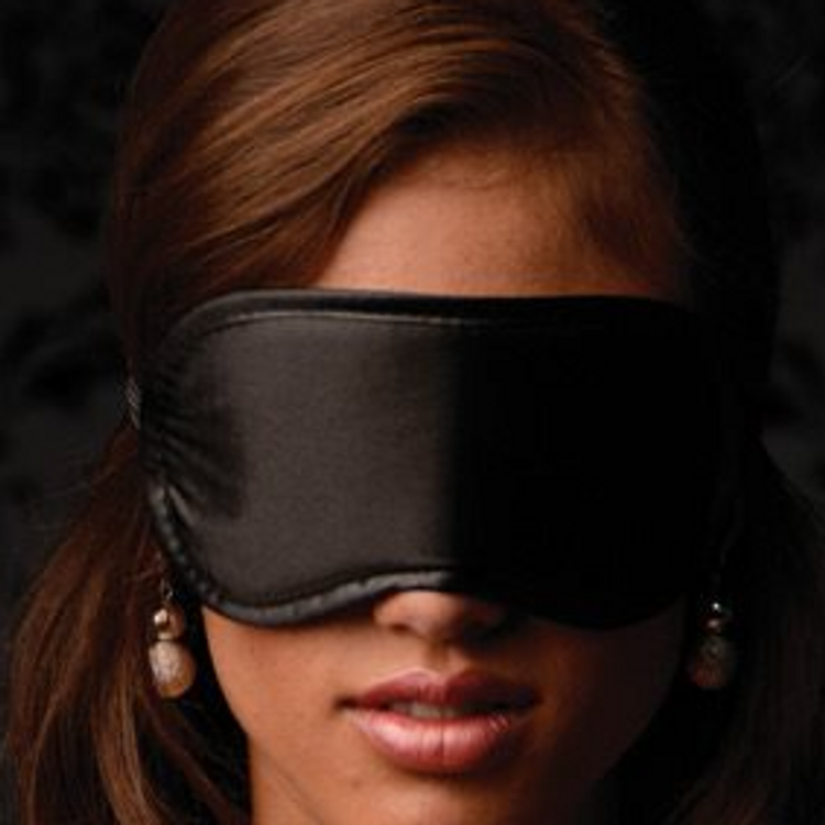כיסוי עיניים מבד סאטן רך ונעים