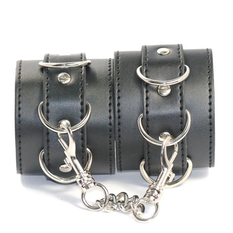 אזיקי ידיים דמוי עור שחור עם נעילת אבזם