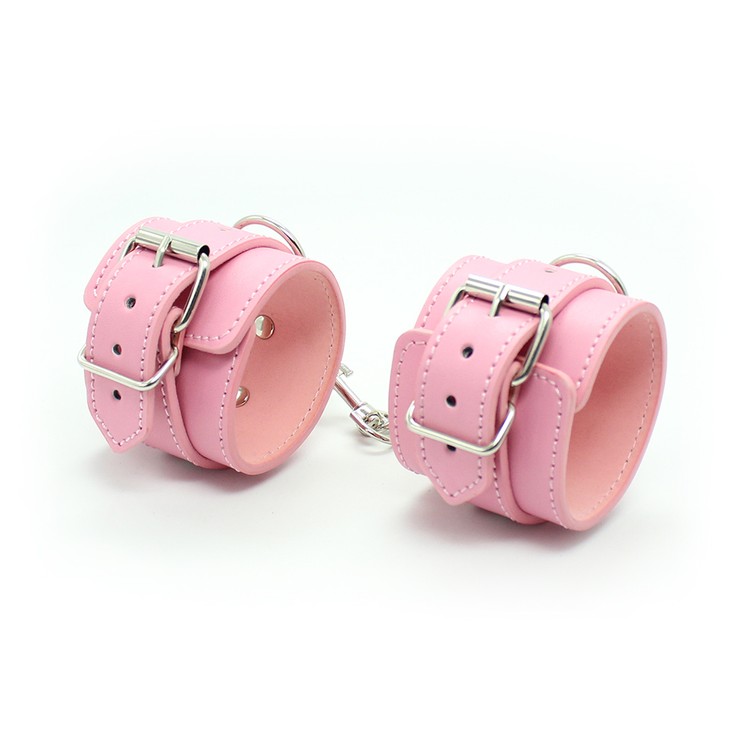 אזיקי ידיים דמוי עור חזקים ונוחים