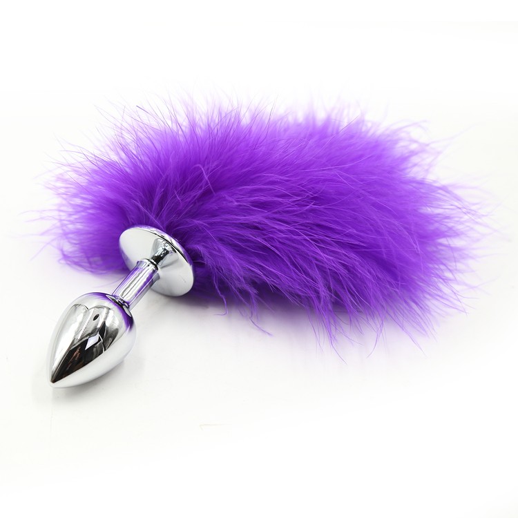 פלאג מתכת עם זנב ארנבת בצבע סגול