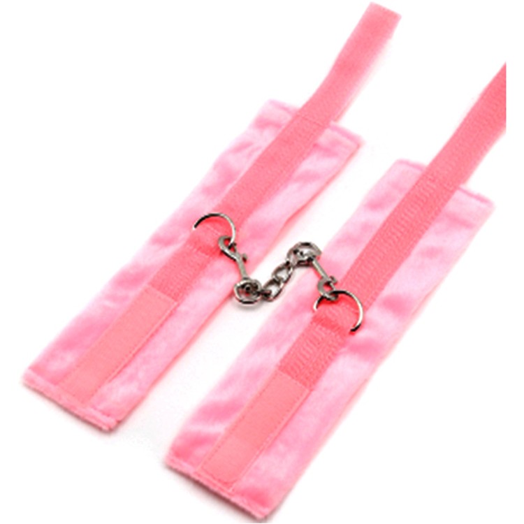 אזיקי ידיים מבד מאוד נוחים עם סגירת סקוץ