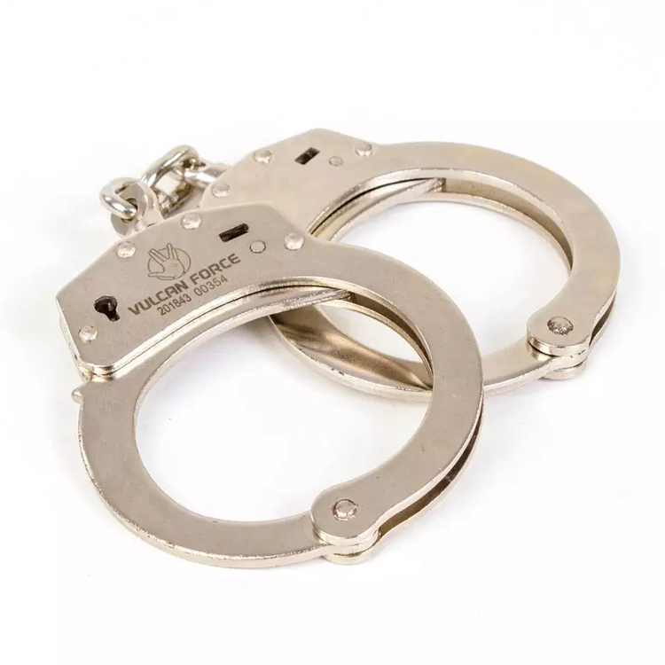 אזיקי ידיים איכותיים מברזל עם נעילה כפולה