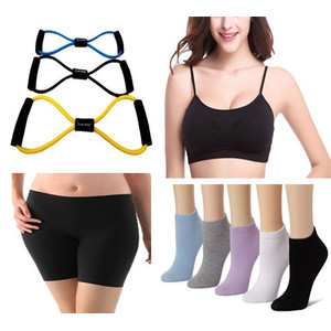 טייץ קצר + חזיית ספורט + 3 זוגות גרבי ספורט + רצועת מתיחות