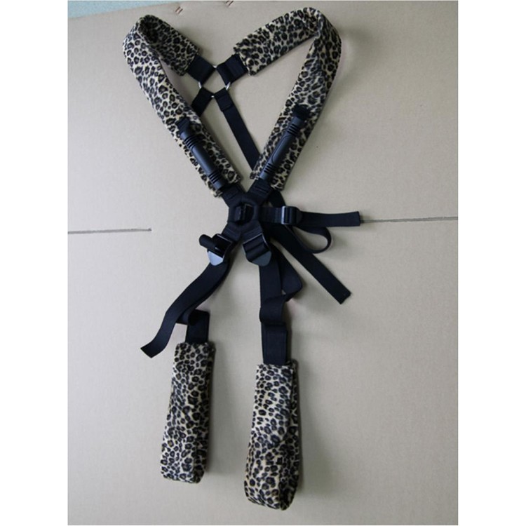 רתמת גוף מקצועית למשחקי מין בעמידה