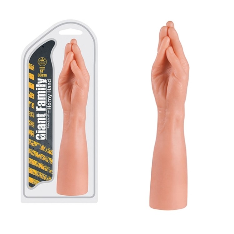 יד פיסטינג ענקית ריאליסטית דגם יד קפוצה בצבע גוף אורך 33 סמ עובי 3 סמ בקצה העליון NMC