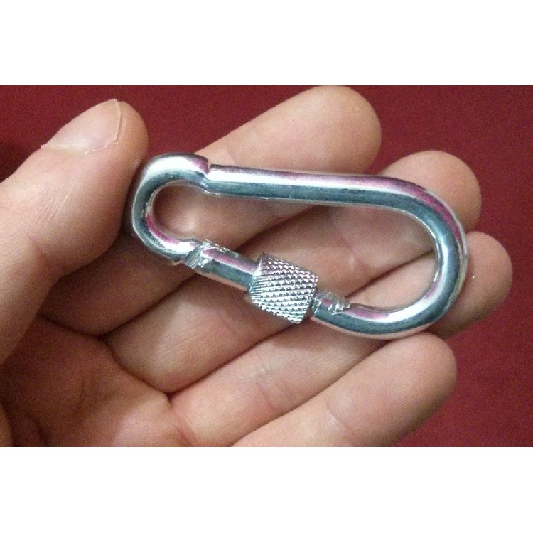 קרבינה בינונית עם נעילה עובי 5 ממ אורך 6 סמ