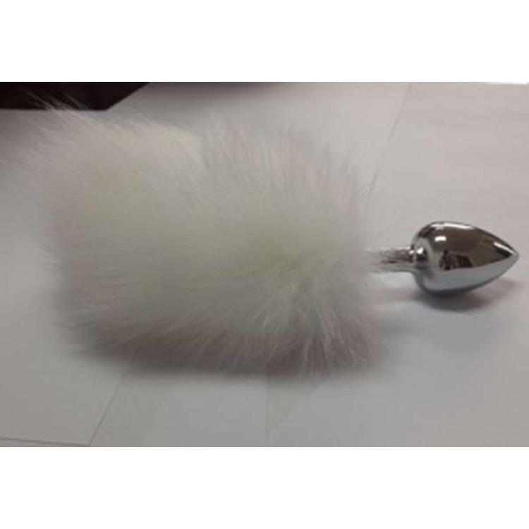 באט פלאג מתכת כסופה עם זנב פרווה לבנה קוטר 4 סמ