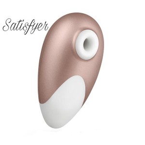 Pro Delux Stissfire Pro Delux with a special Satisfyer look