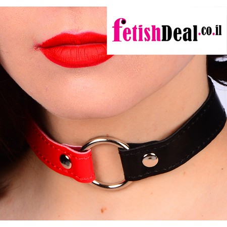 Delicate black and red​ vegan collar with a ring​​