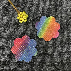כיסויי פטמות בצורת פרח צבעוני