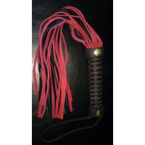 Short 35-tailed red suede flogger suitable for beginners​