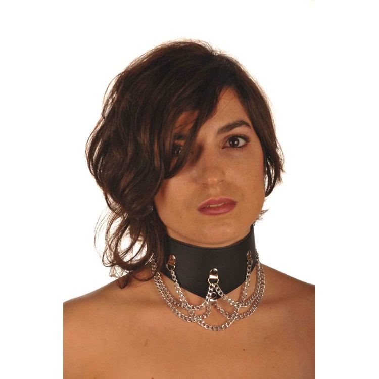 קולר עור עם שרשרות מתכת עדינות לעבד או לשפחה