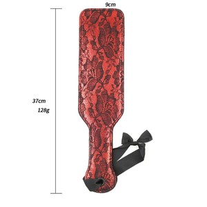 ספנקר PVC אדום עם קישוט תחרה שחורה