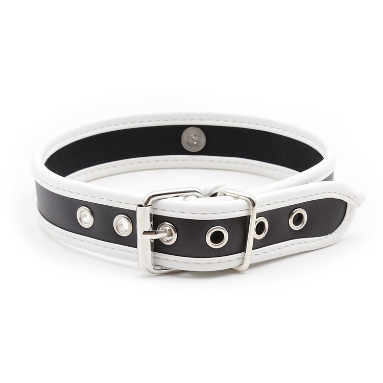קולר דמוי עור שחור-לבן עם טבעת