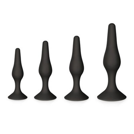 GLAMY A set of 4 butt plugs in different sizes made of black silicone