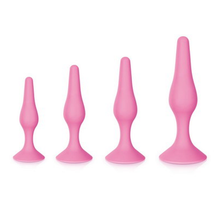 GLAMY A set of 4 butt plugs in different sizes made of pink silicone