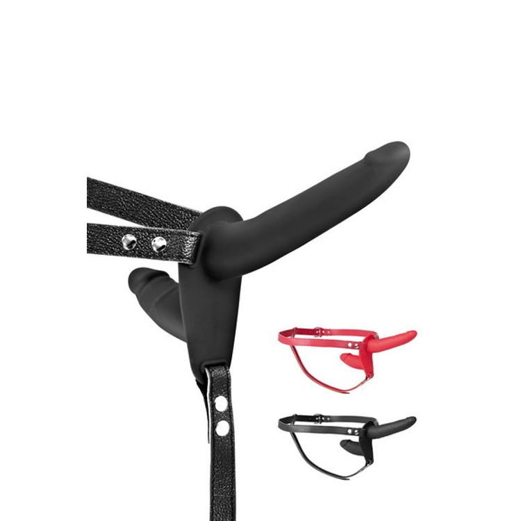 Fetish Temptation סטרפאון דילדו כפול