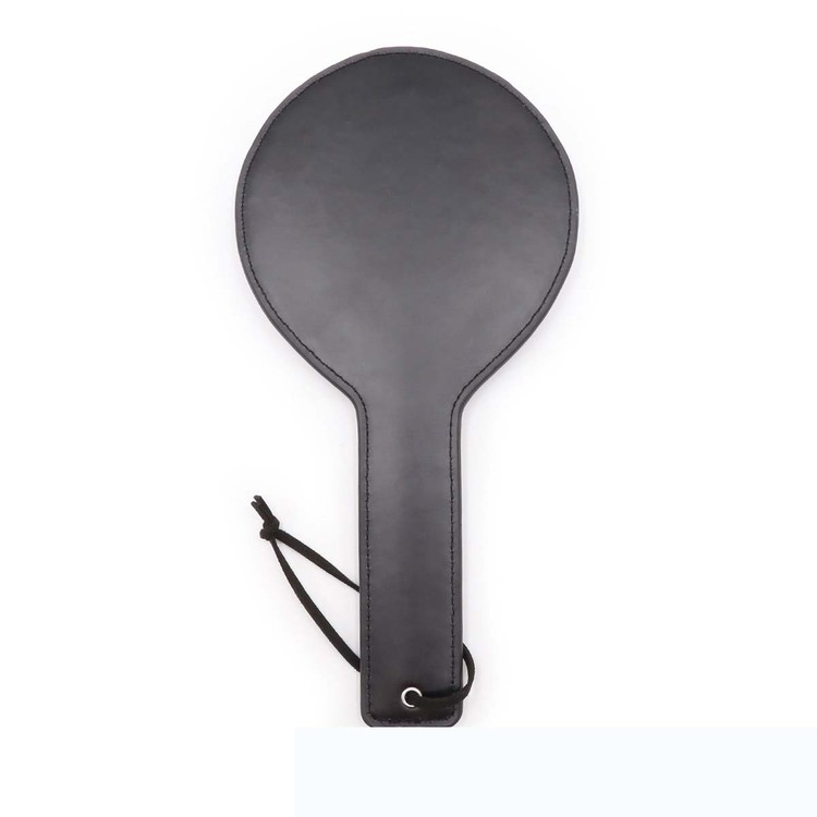 ספנקר עגול עם ניטים בצד אחד