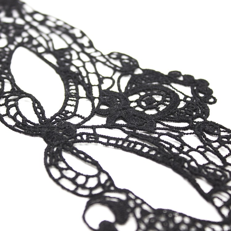 מסיכה אלגנטית לעיניים מתחרה