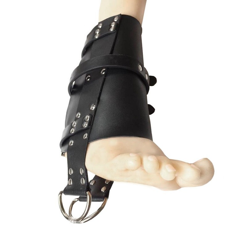 אזיקי עור לרגליים לתלייה סספנשן