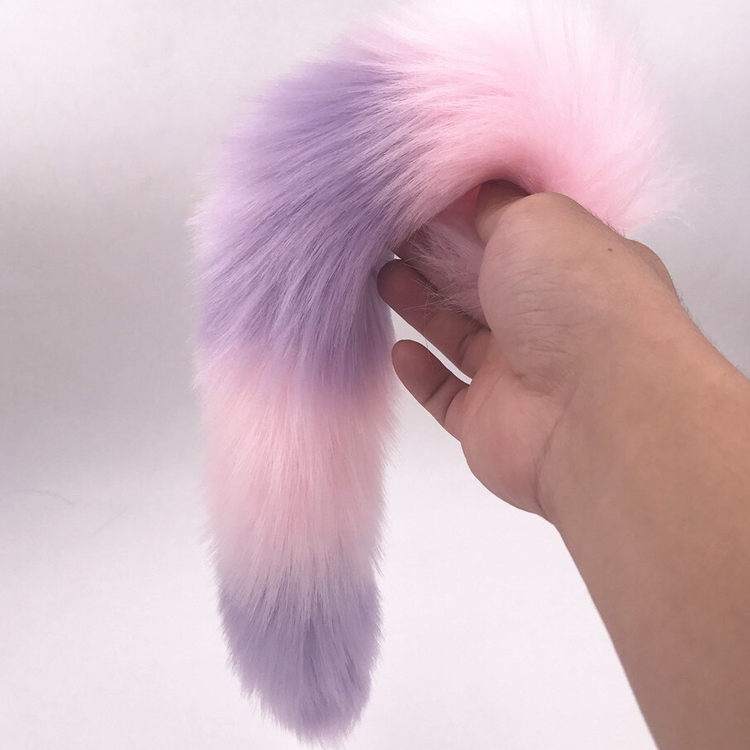 פלאג אנאלי מתכת עם זנב פרוותי סגול ורוד