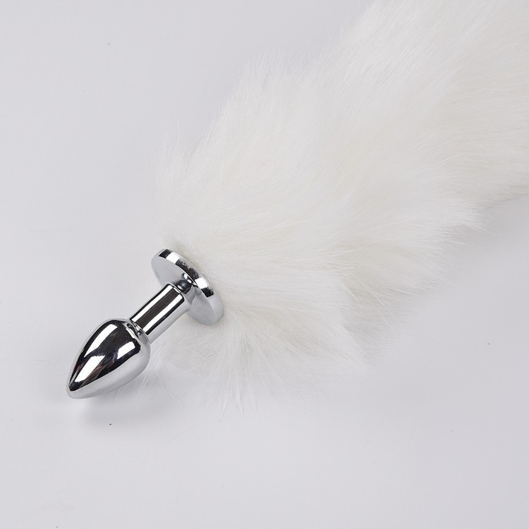 פלאג זנב חתול לבן קטן