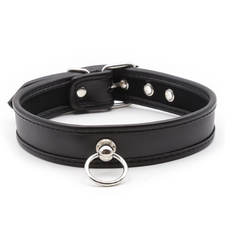 קולר שחור עם אבזם וטבעת O