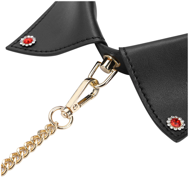 קולר צווארון דמוי עור בצבע שחור