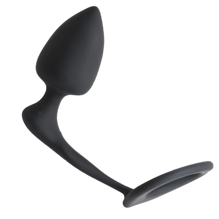 קוקרינג עם פלאג אנאלי גדול שחור