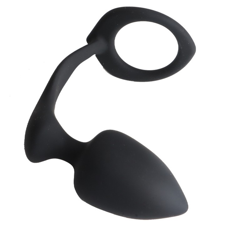 קוקרינג עם פלאג אנאלי גדול שחור