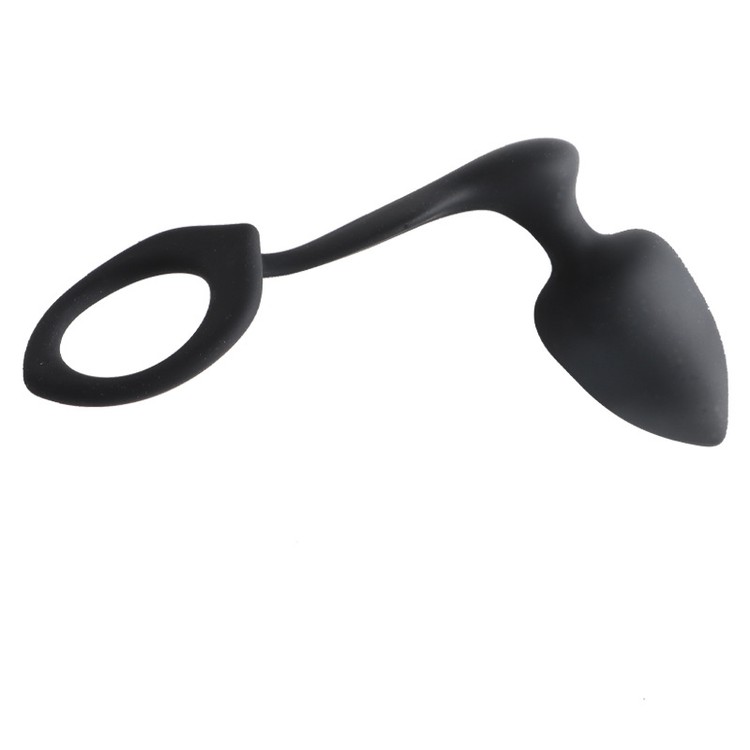 קוקרינג עם פלאג אנאלי גדול שחור