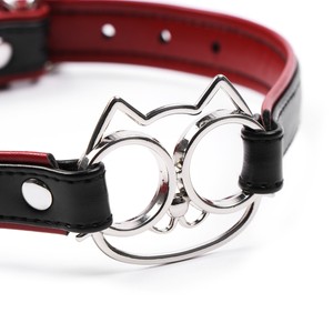 קולר עור טבעוני שחור-אדום עם טבעת חתול