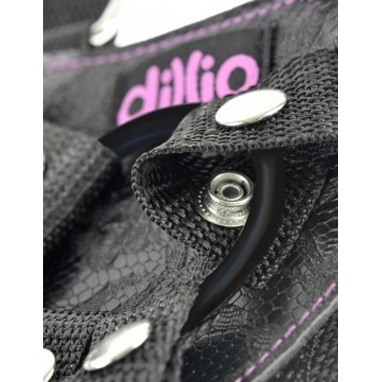 Dillio Pink סט ורוד של דילדו ורתמת סטרפאון עם כתפיות - 16.5 ס"מ