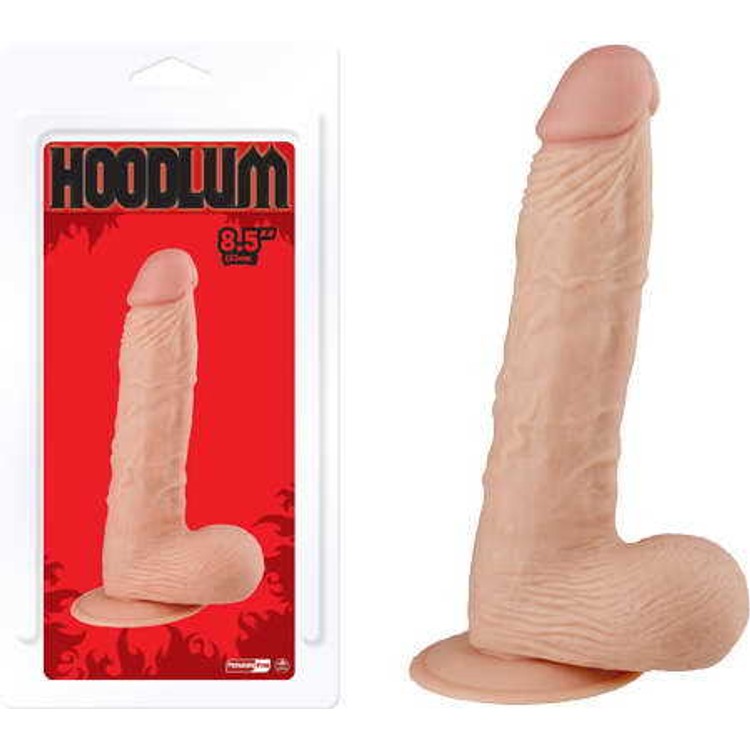 Hoodlum 8.5 דילדו PVC צבע גוף מציאותי גדול עם אשכים 22 ס"מ