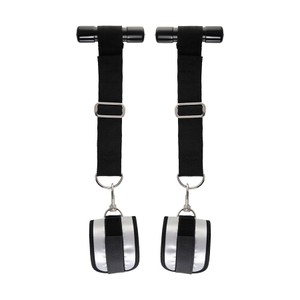 Anonymo Door Cuffs 0702 אזיקים כסופים לתליה מהדלת