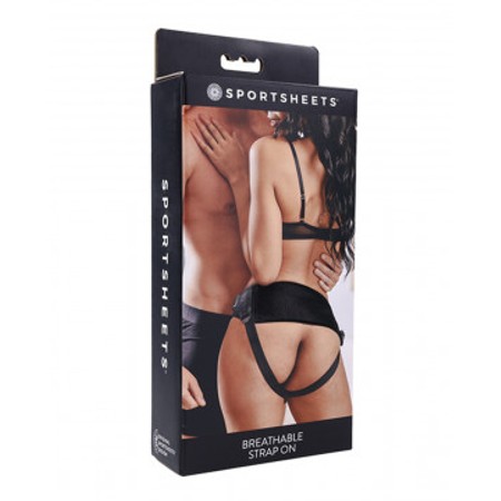 Sportsheets Breathable רתמת סטראפ און שחורה קלילה וכיס לויברטור