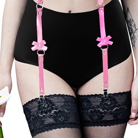 חגורת ביריות דמוי עור ורודה