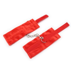 אזיקי רגליים מקטיפה פרותית