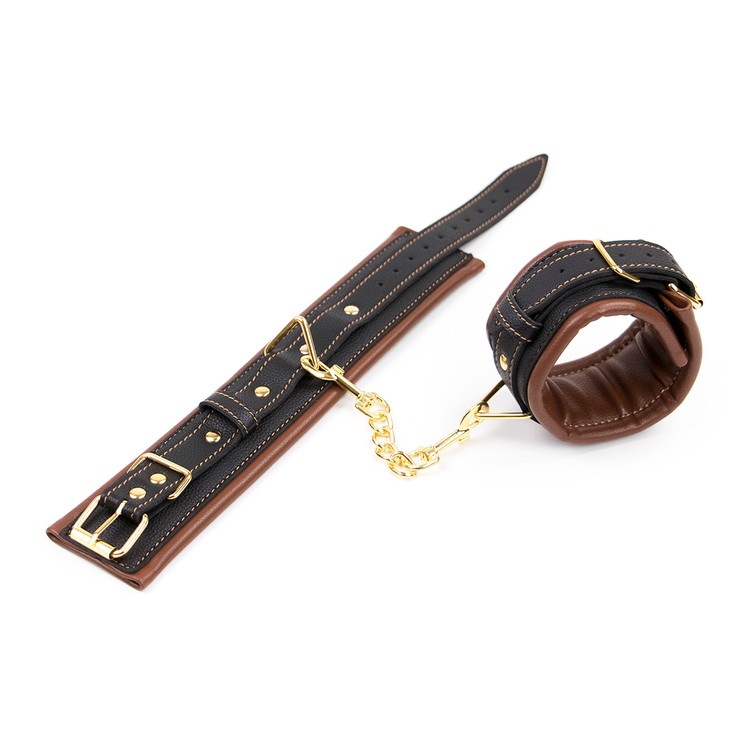 אזיקי רגליים בריפוד כפול אבזמים מוזהבים