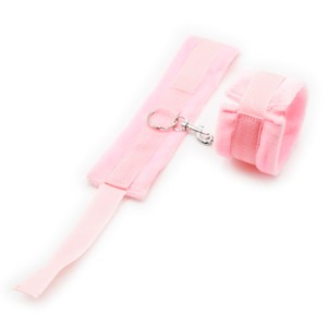 אזיקי רגליים מקטיפה פרותית