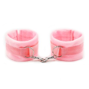 אזיקי רגליים מקטיפה פרותית