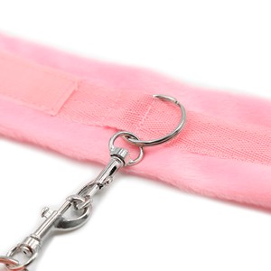 אזיקי רגליים מקטיפה פרותית