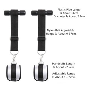 ערכת אזיקים לדלת