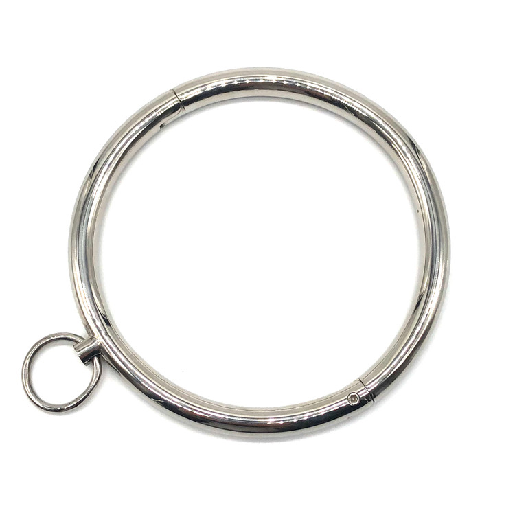 קולר מתכת מעוגל עם טבעת הולכה