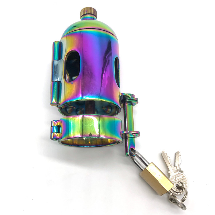 תא עינויים ננעל ממתכת עם סאונד מתפרק