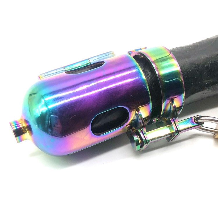 תא עינויים ננעל ממתכת עם סאונד מתפרק